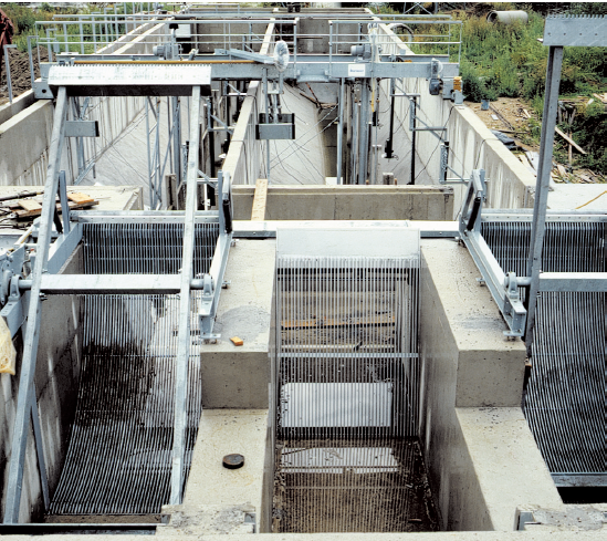 Bar screening in Wastewater - Bar Screens in Wastewater Treatment: Essentials for Efficient Solids Removal